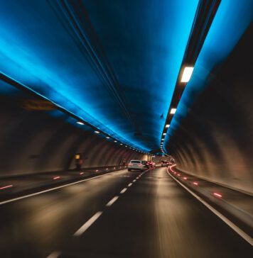 NDS podepsala se společností Skanska smlouvu na dokončení tunelu